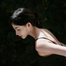 權(quán)沐凌