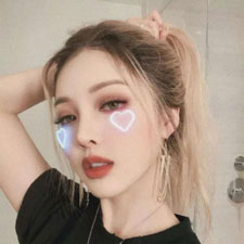 褚柄妙