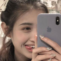 譚馨月