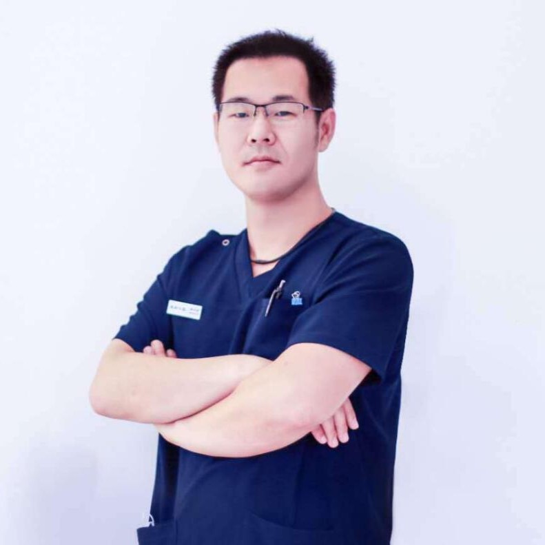 秦廷朕