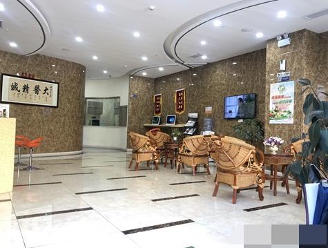 重慶南岸牛瑩口腔診所醫(yī)院大廳