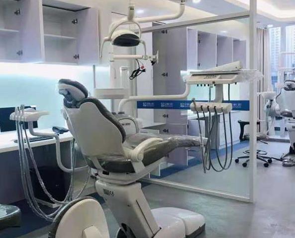 杭州美奧口腔門診部（城星店）治療室