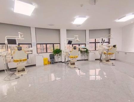 廣安愛牙仕口腔門診部治療室