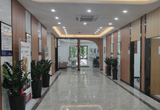 福建福州博美齒科門診部走廊