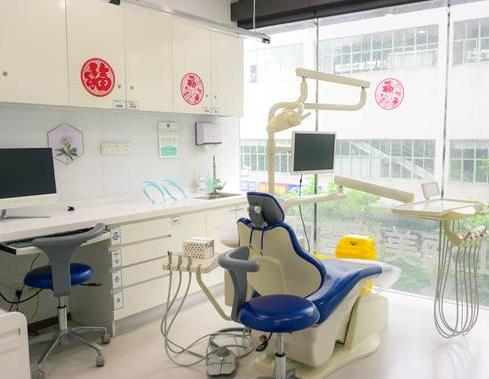 上海維樂口腔門診部(美維馨普陀店)治療室