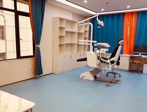 宜賓喜牙口腔門(mén)診部治療室