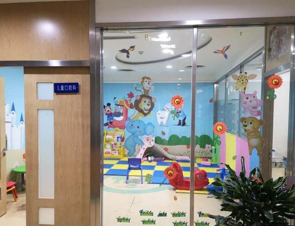 陽泉康貝口腔醫(yī)院兒童游樂區(qū)