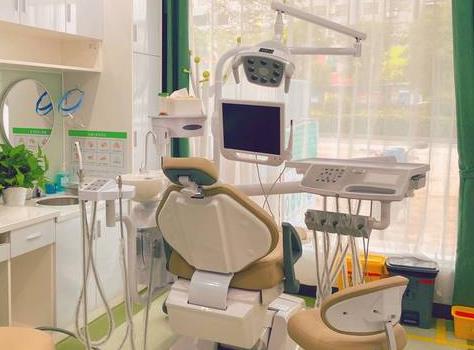 衡東安牙舒口腔門(mén)診部治療室