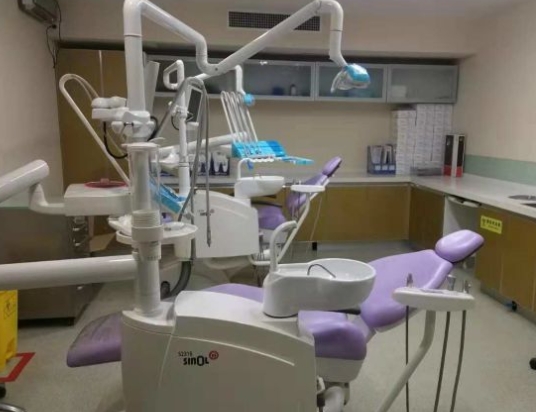 常州康貝佳口腔門(mén)診部治療室
