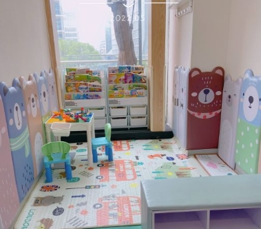 杭州西湖兒童口腔醫(yī)院兒童游戲區(qū)