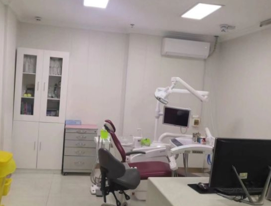 焦作銘朗口腔門診治療室