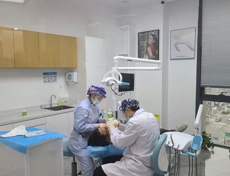 銅仁雅貝爾口腔門診部治療室