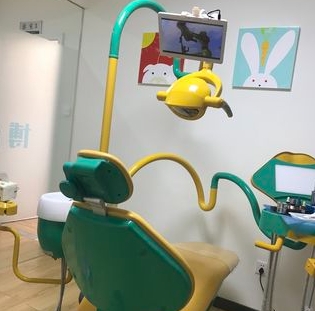 柳州博眾口腔門診部兒童治療室