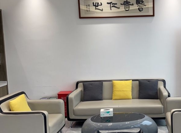 蘇州愛雅口腔門診休息區(qū)