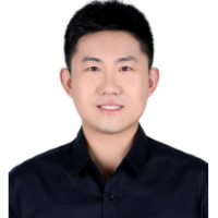 邱明
