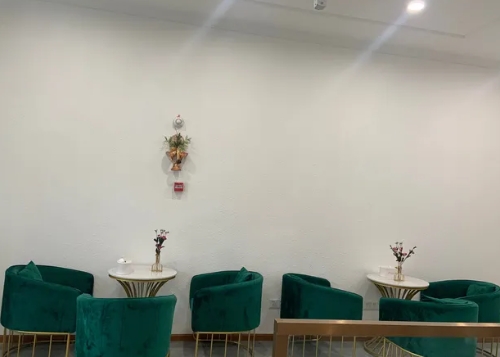 內江非凡口腔診所休息區(qū)