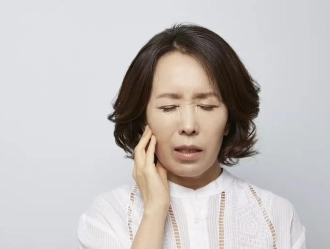 揭秘韓系種植牙價格內(nèi)幕：登騰、仕諾康各品牌報價全解析