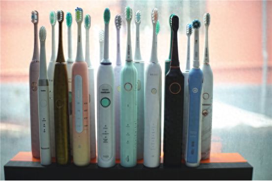 淄博牙科種植牙案例展示及最新價(jià)格速覽