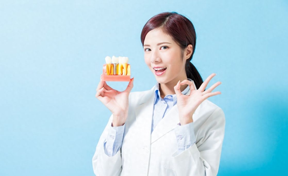 安徽省立醫(yī)院種牙哪位專家口碑好？張志宏醫(yī)生實(shí)力解讀